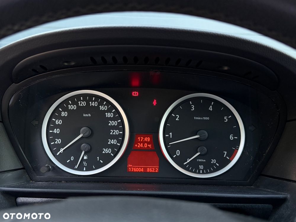 BMW Seria 5 - 16