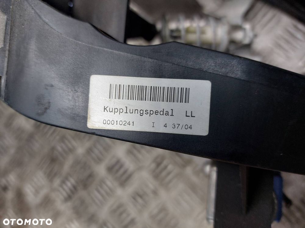 KOMPLET PEDAŁÓW STELAŻ AUDI A6 C6 4F1721135 4F1721117A 4F1721523A - 2