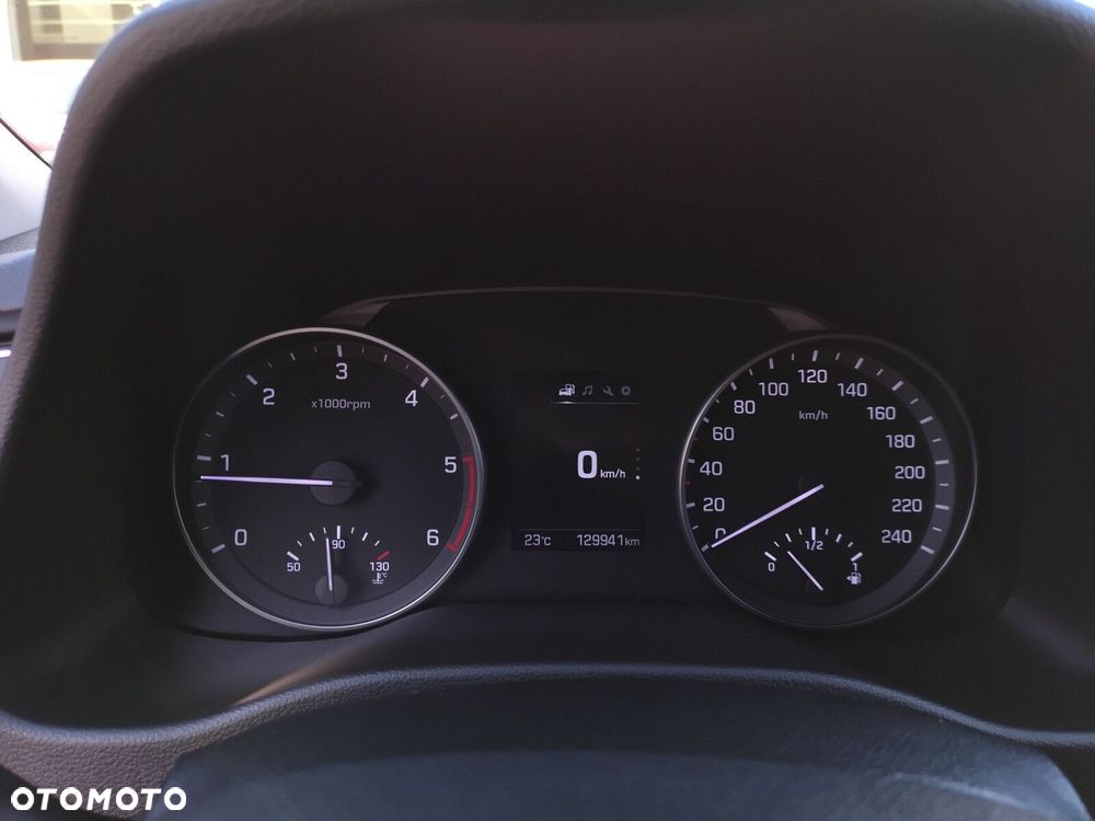 Hyundai Elantra 1.6 CRDi Style - 16