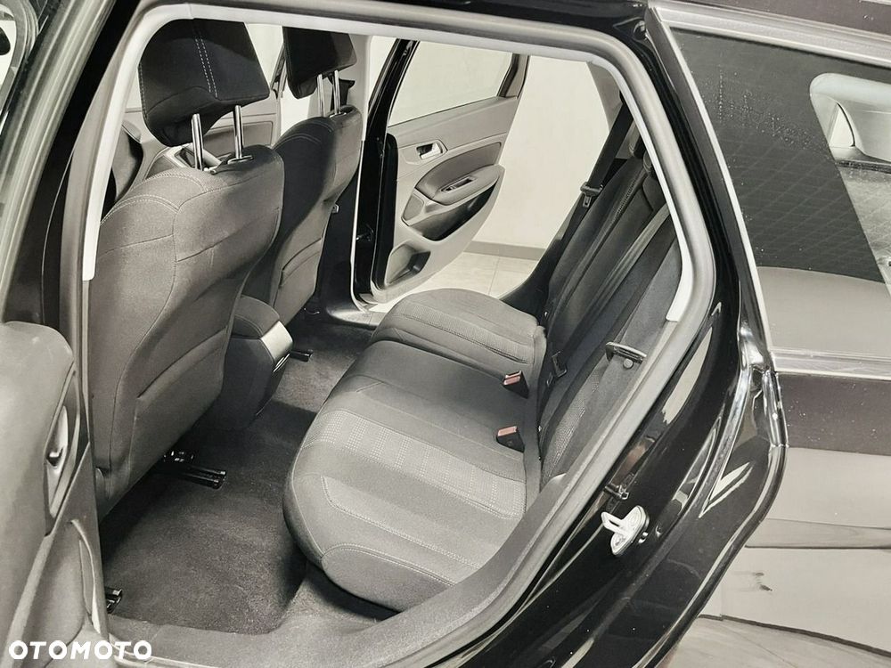Peugeot 308 - 28