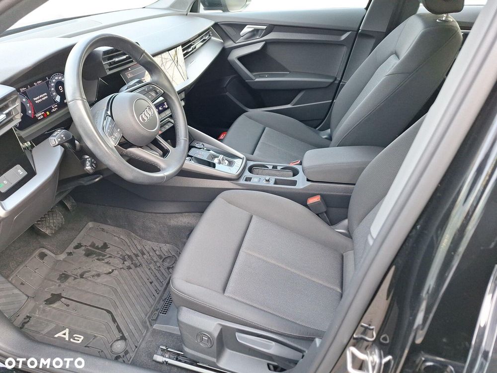 Audi A3 Sportback - 12