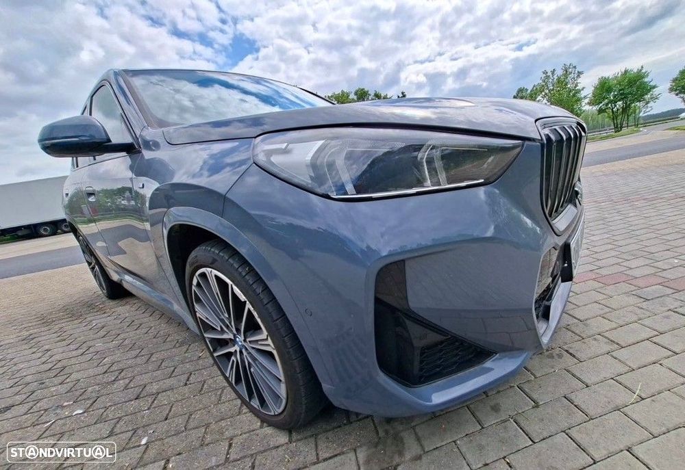 BMW iX1 xDrive30 Pack Desportivo M Pro - 2