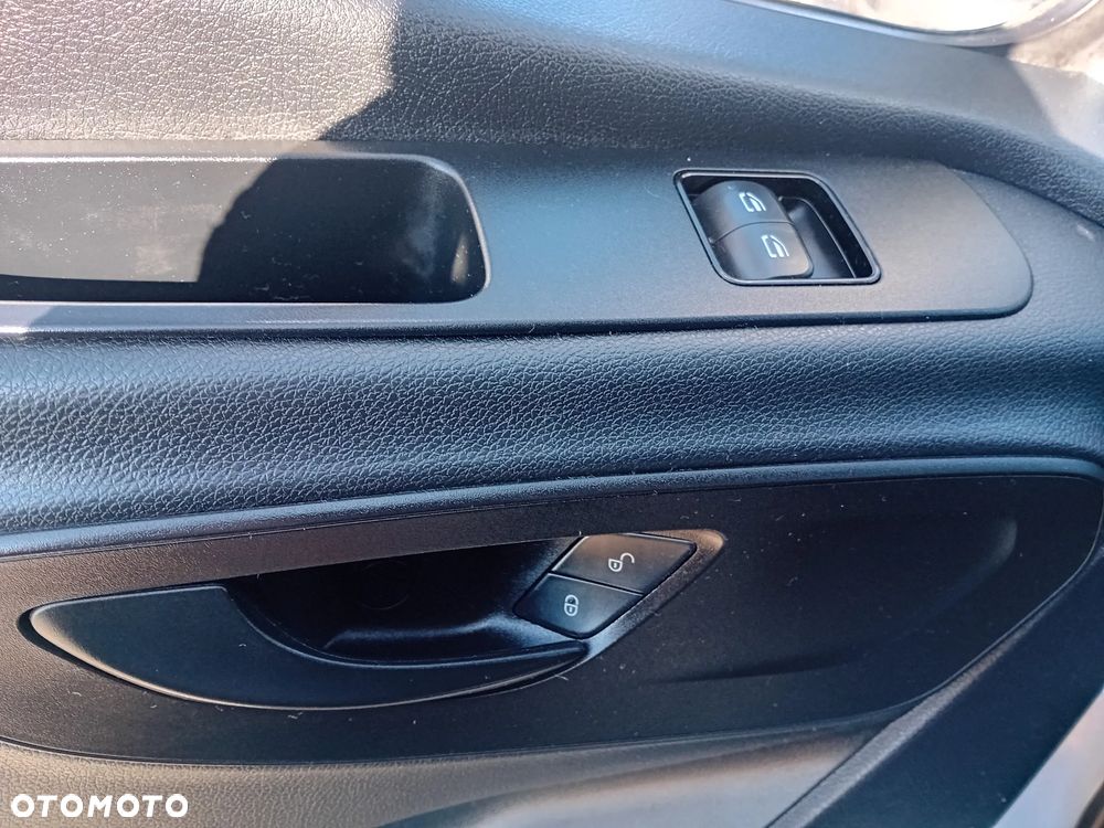 Mercedes-Benz Sprinter - 19