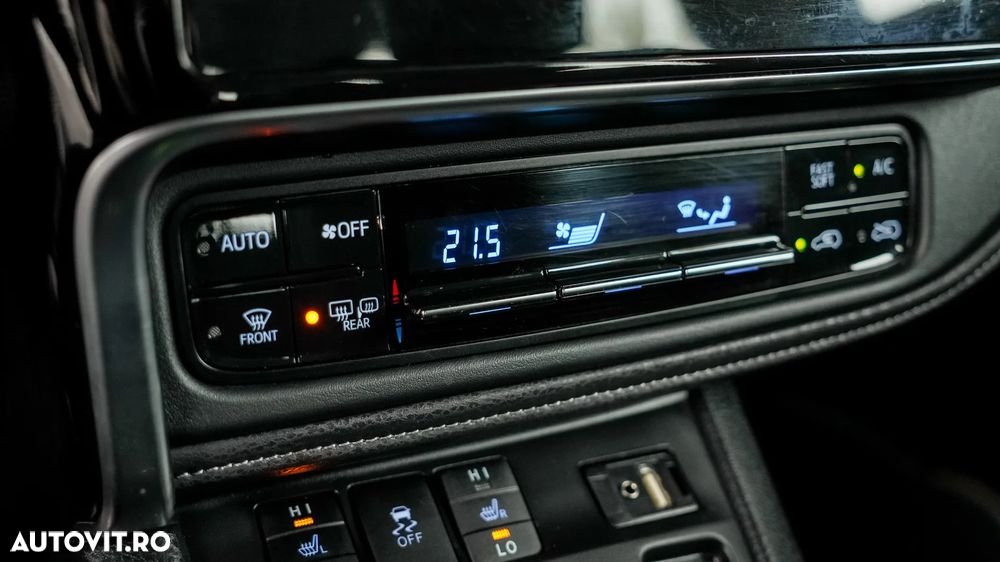 Toyota Auris 1.8 VVT-i Hybrid Automatik Touring Sports Life - 16