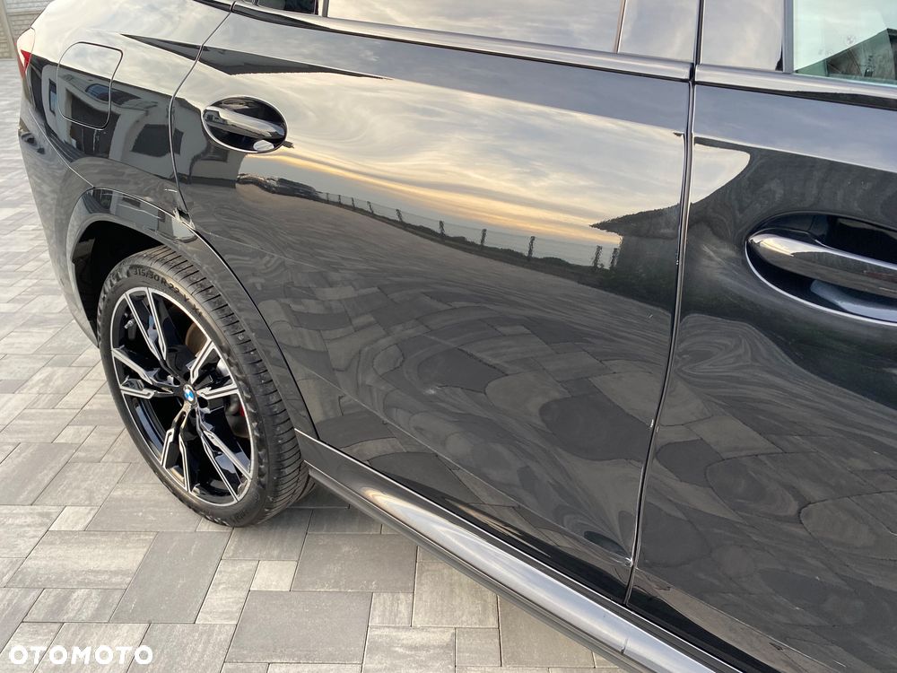 BMW X6 xDrive40d - 27