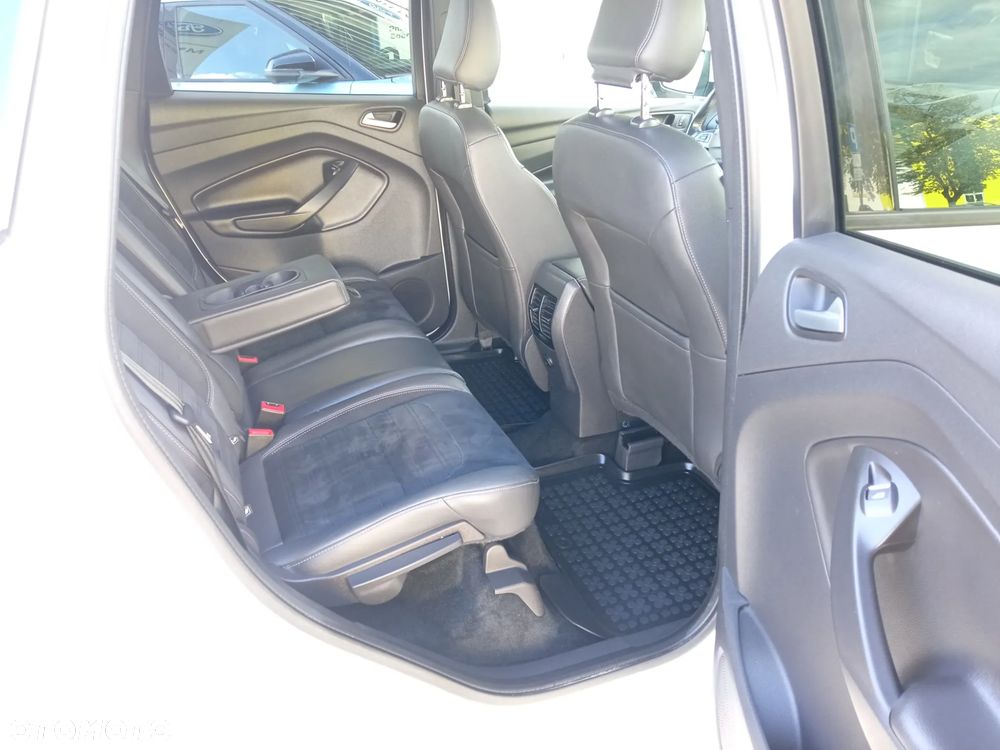 Ford Kuga 2.0 TDCi AWD ST-Line - 15
