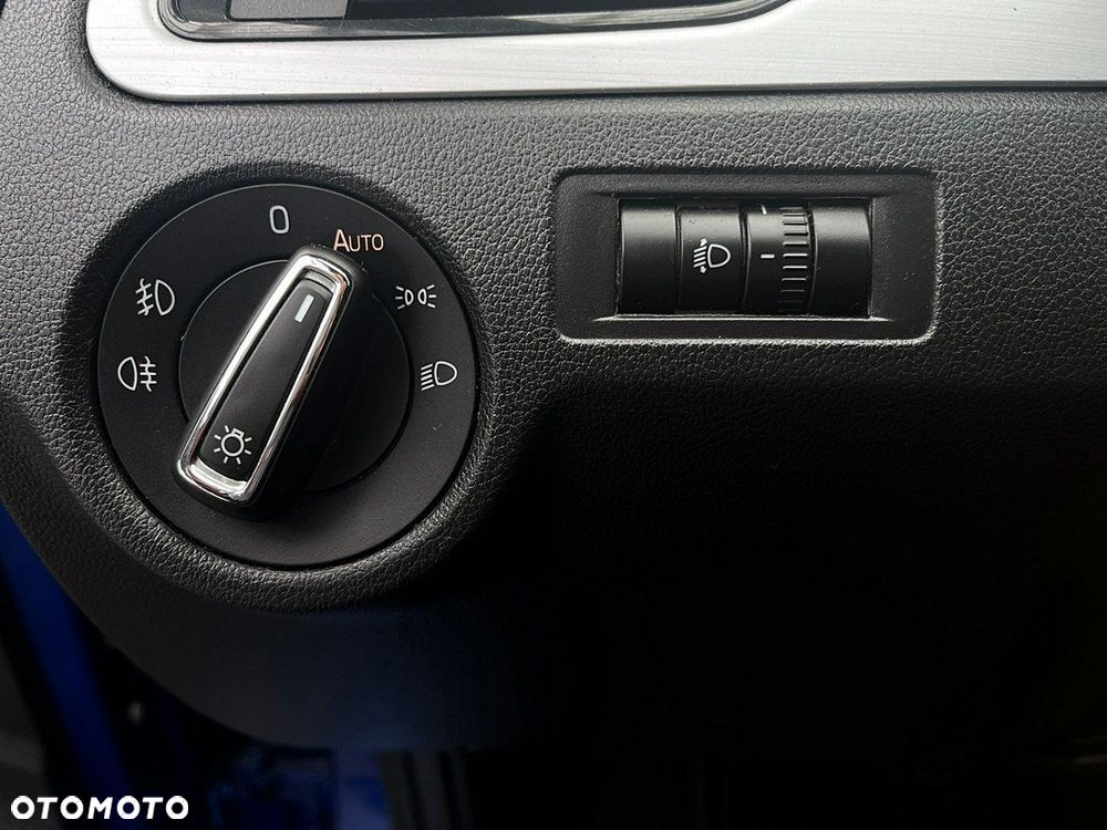 Skoda RAPID - 19