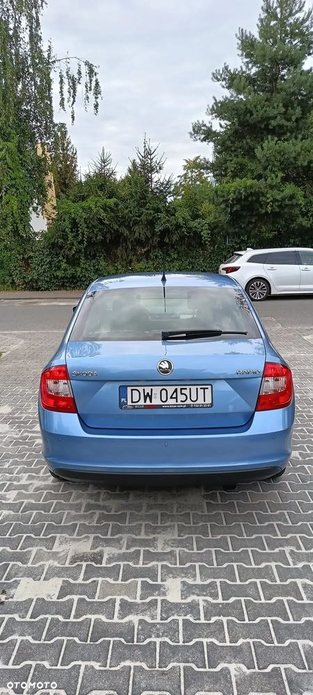 Skoda RAPID 1.2 TSI Ambition - 4