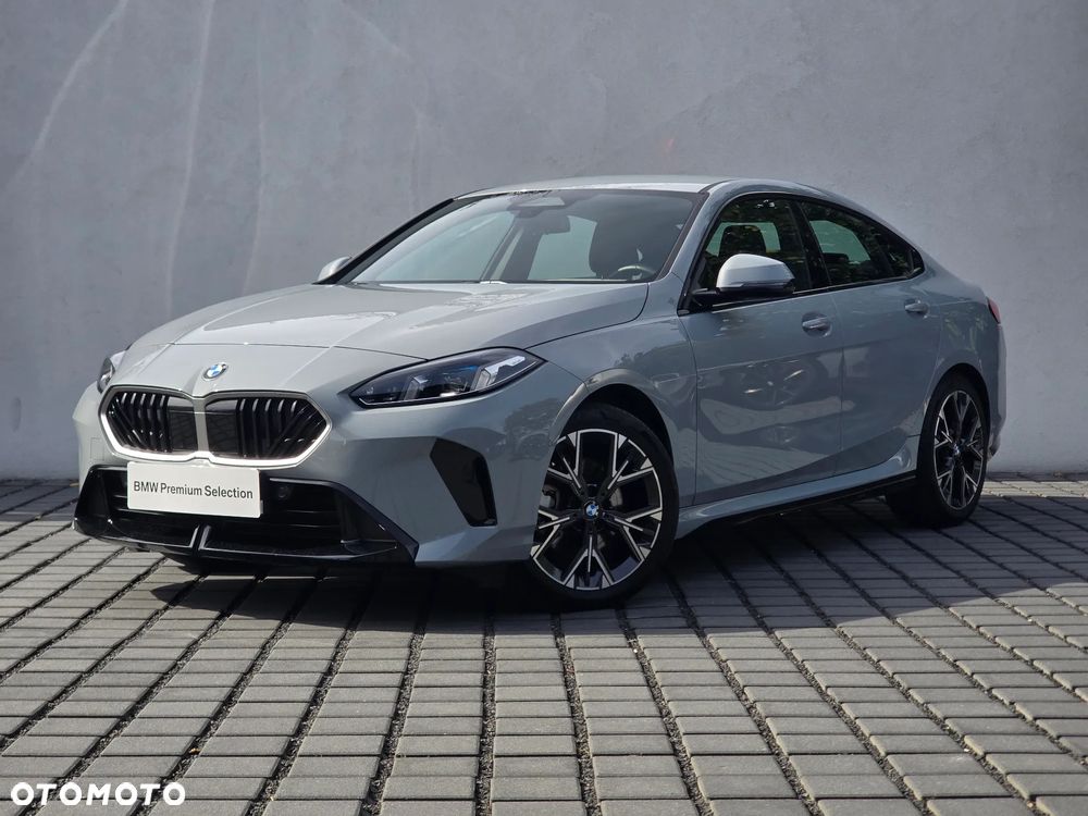 BMW 220I 2026 photo 3