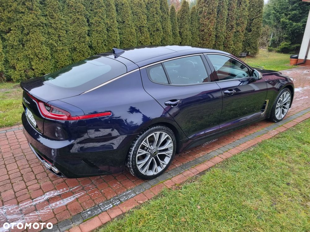 Kia Stinger 2.0 T-GDI GT Line - 13