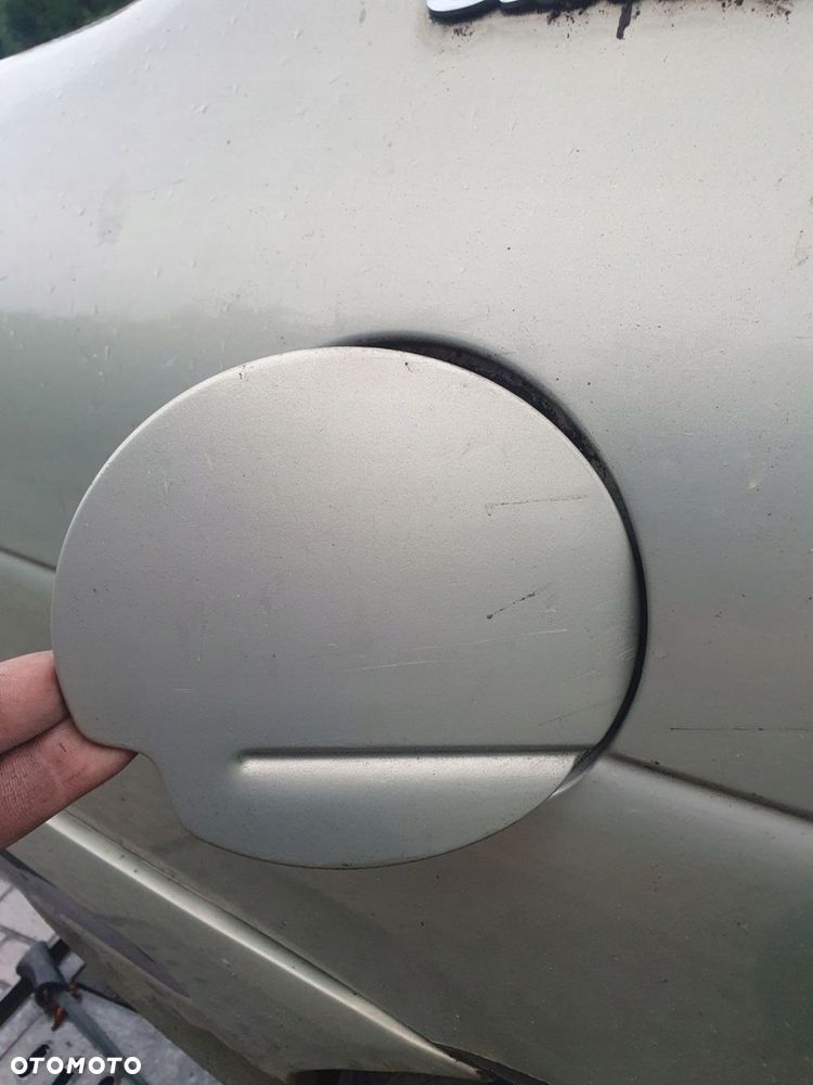 obudowa filtra powietrza Renault Megane 1 I 97r sedan 1.6 B 90kM przed FL - 13