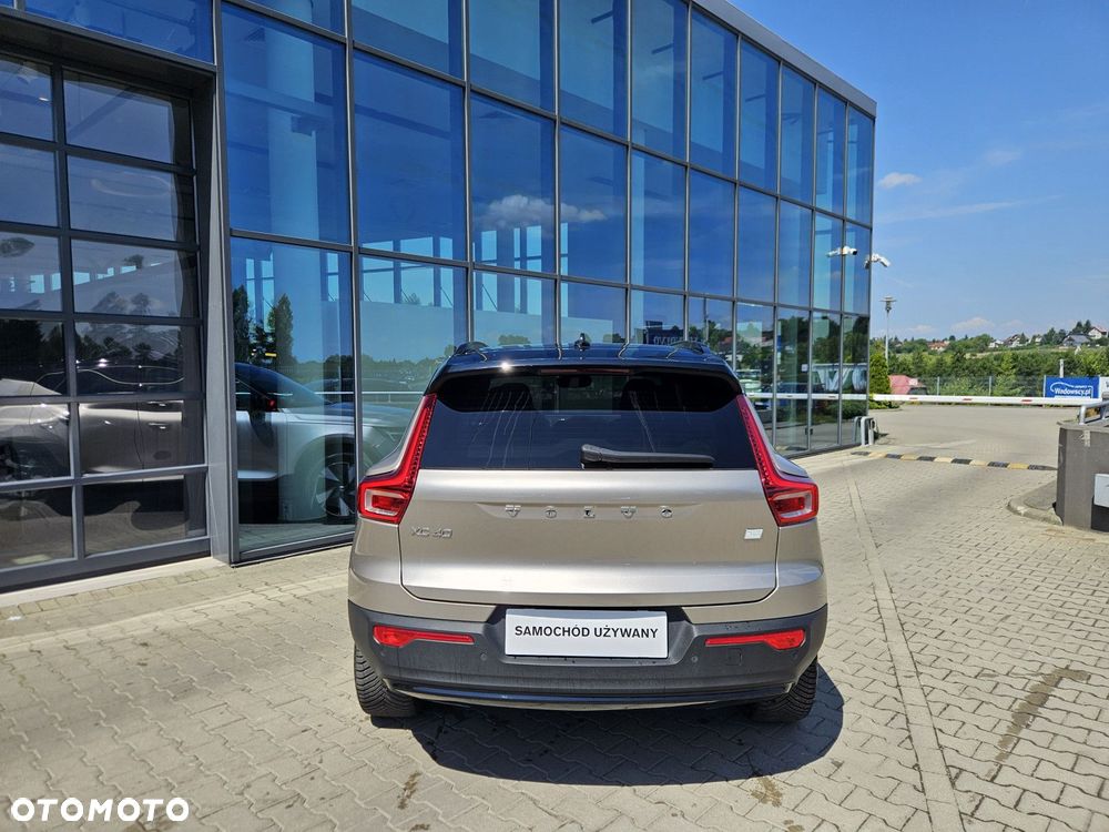 Volvo XC 40 - 6