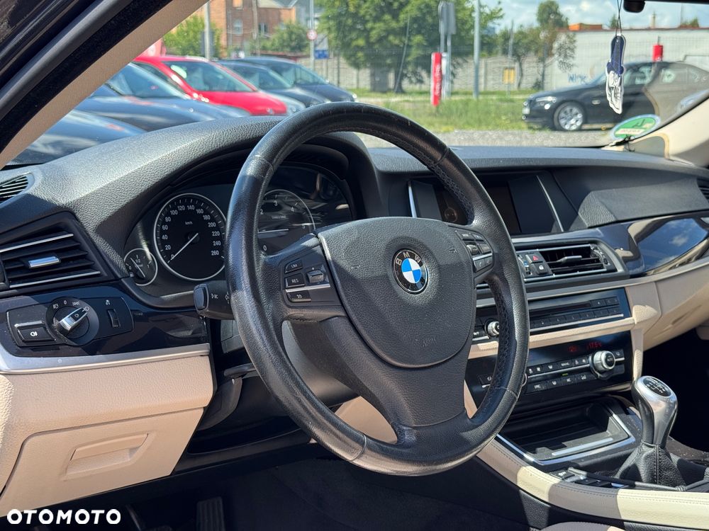 BMW Seria 5 520d Blue Performance - 23