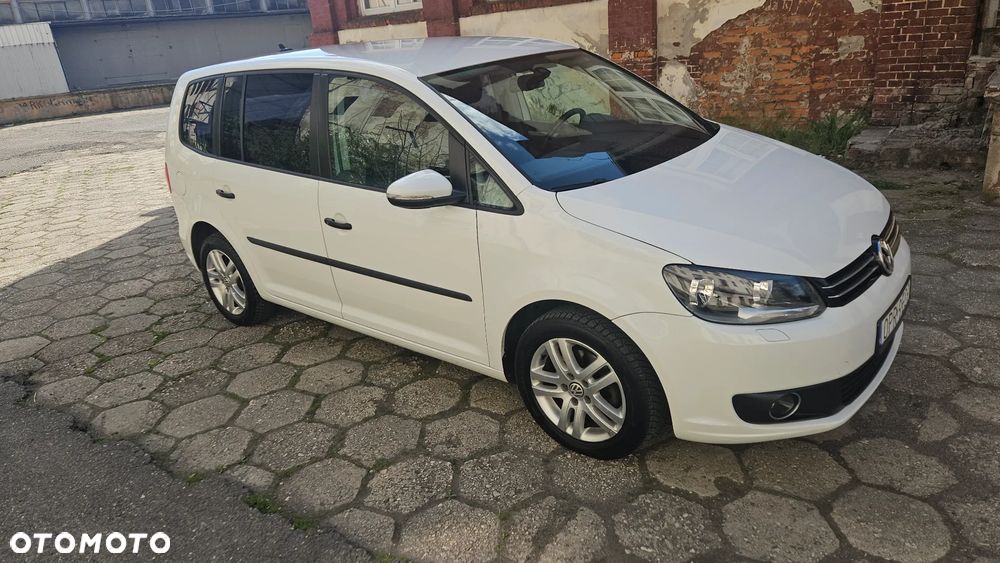 Volkswagen Touran 1.6 TDI DPF BlueMotion Technology Highline - 4