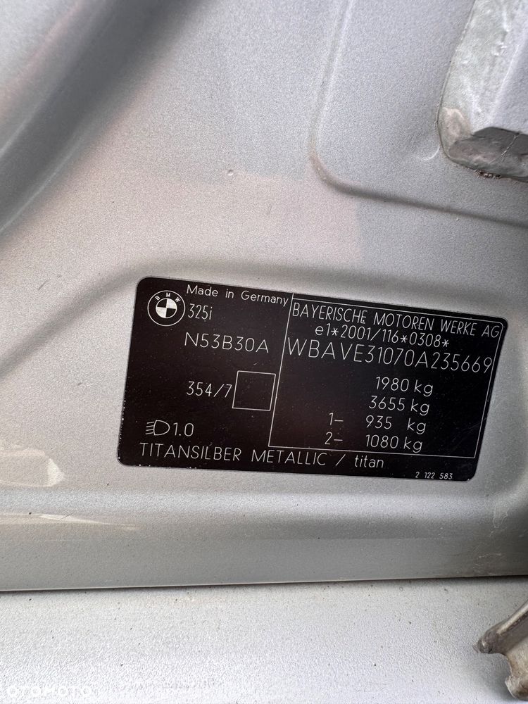 BMW Seria 3 - 32