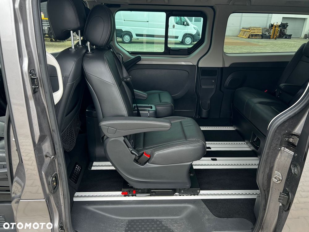 Renault Trafic SpaceClass 2.0 dCi - 12