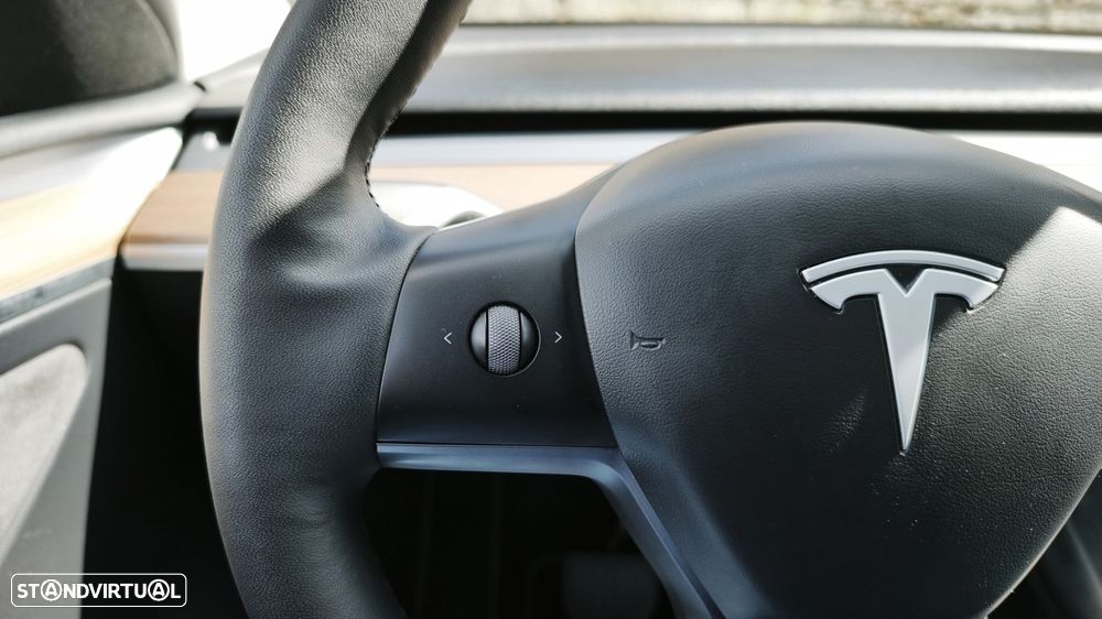 Tesla Model Y Tração Traseira - 17