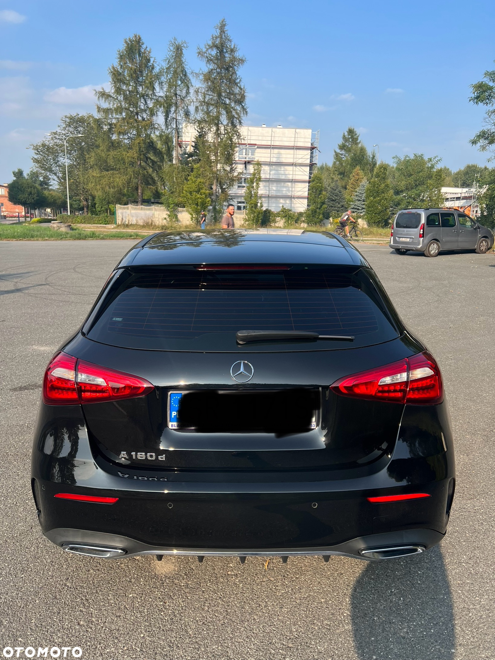 Mercedes-Benz Klasa A 180 d 7G-DCT AMG Line - 4