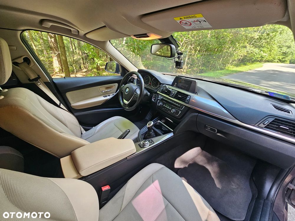 BMW Seria 3 318d Modern Line - 17