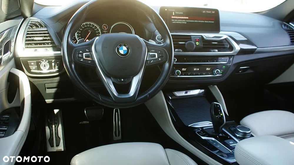 BMW X4 M M40i - 13