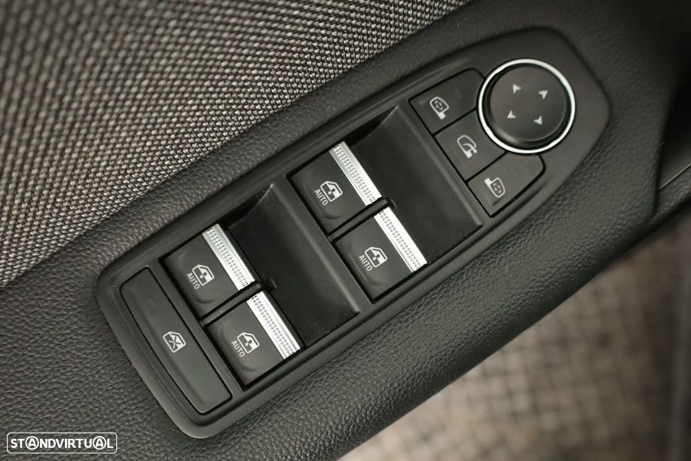 Renault Captur 1.0 TCe Techno Bi-Fuel - 20