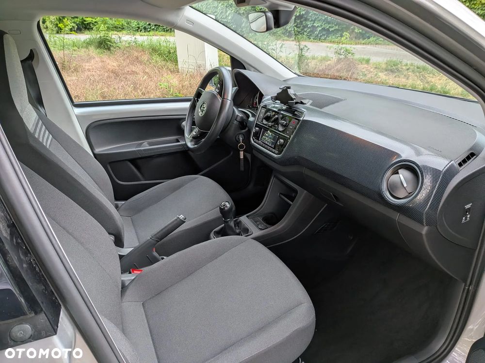 Volkswagen up! 1.0 move - 13