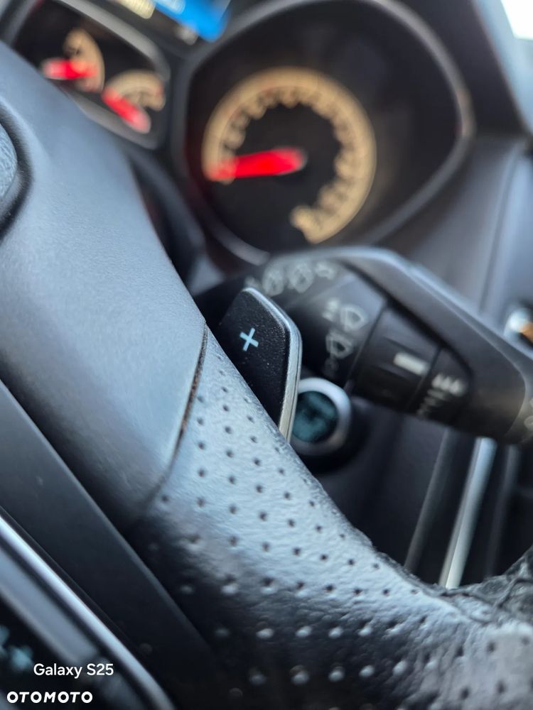 Ford Focus 2.0 TDCi ST PowerShift - 26