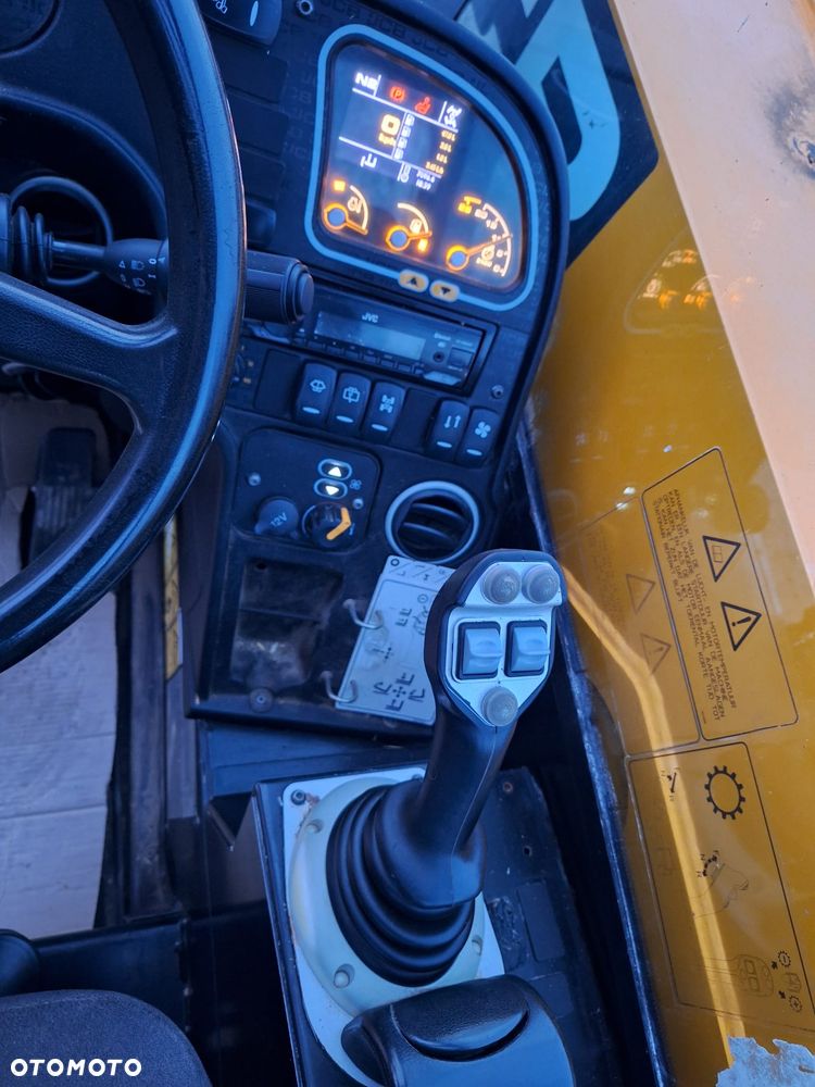 JCB 526-56 Agri Plus - 6