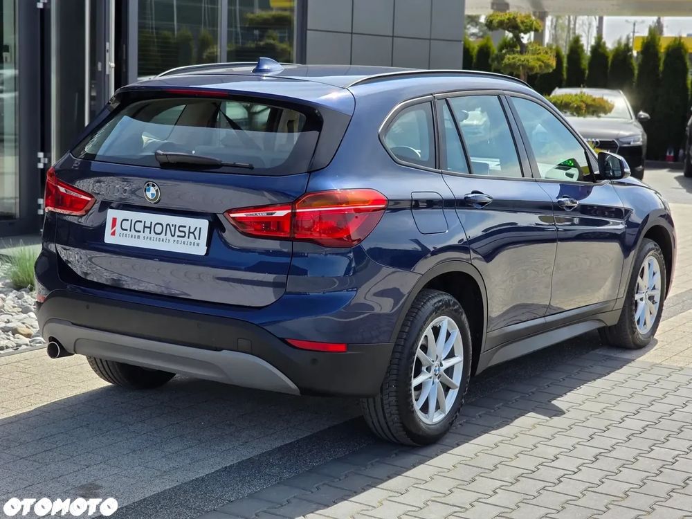BMW X1 sDrive16d xLine - 11