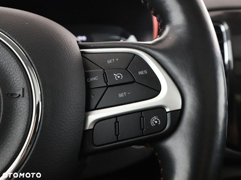 Jeep Compass 1.3 T4 4xe Automatik Trailhawk - 32