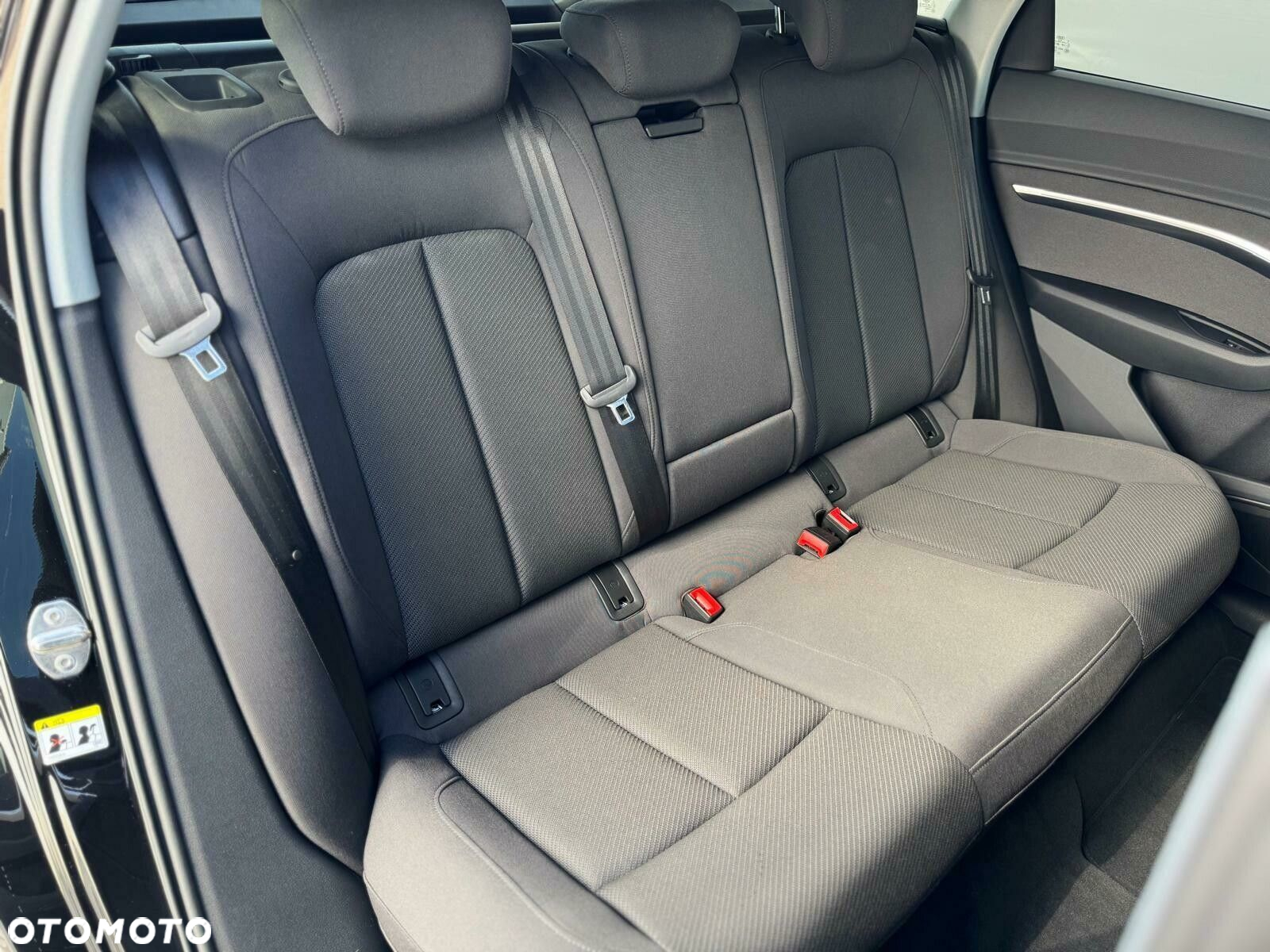 Audi e-tron - 27