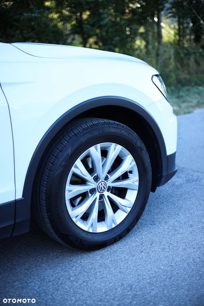 Volkswagen Tiguan - 12