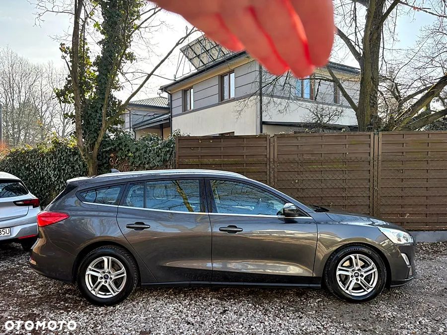 Ford Focus 1.5 EcoBlue Start-Stopp-System COOL&CONNECT - 11