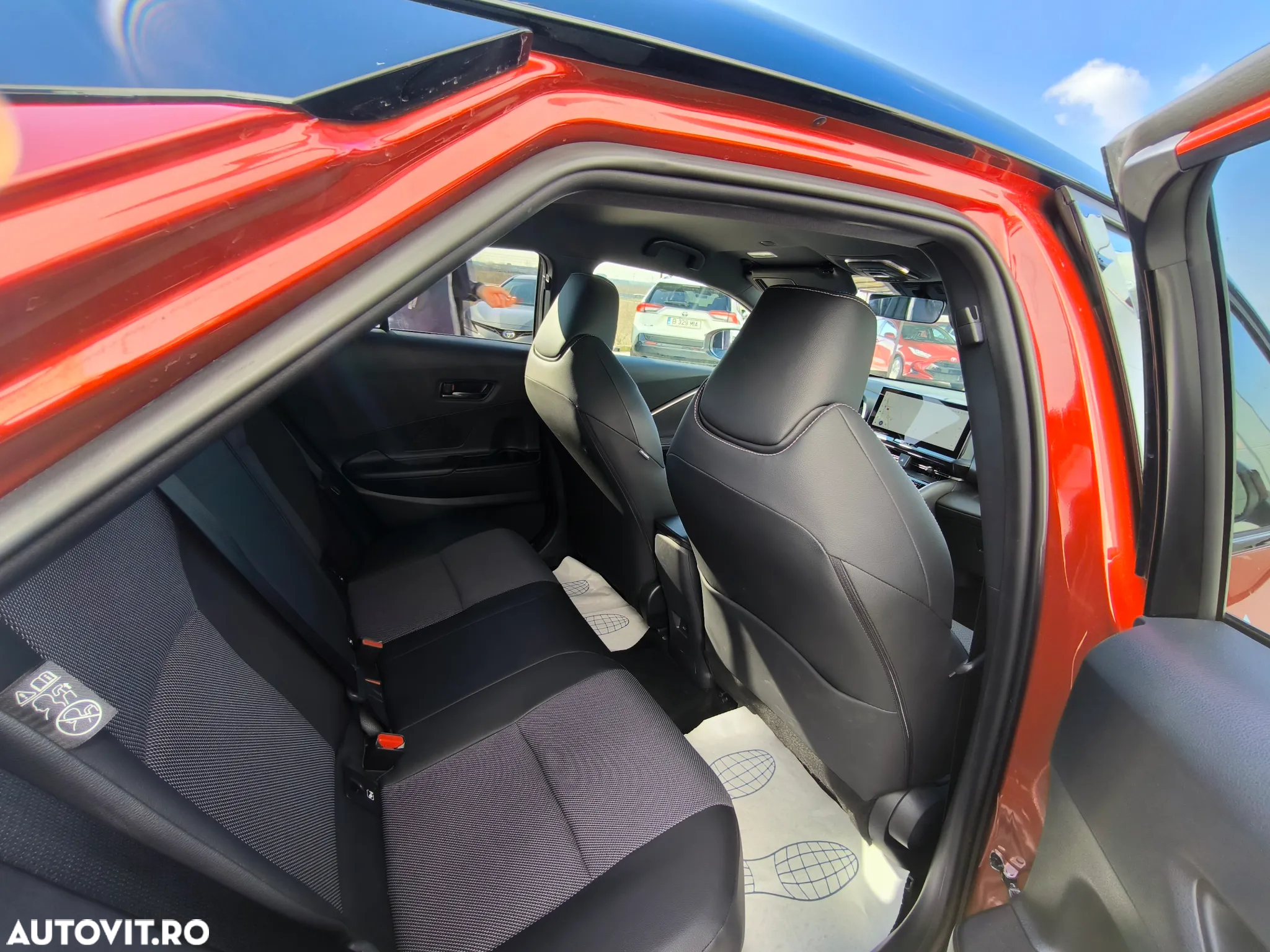 Toyota C-HR 2.0 PHEV 223 CP 4x2 CVT Exclusive - 10