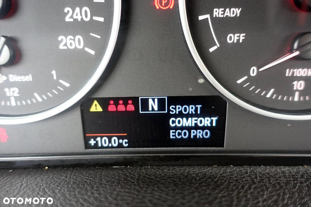 BMW Seria 2 218d Advantage - 19