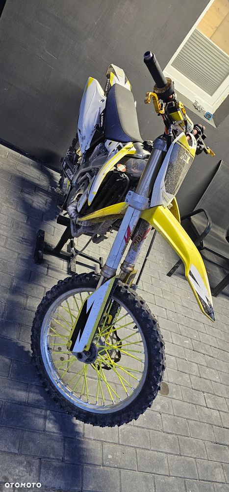 Suzuki RM-Z - 8
