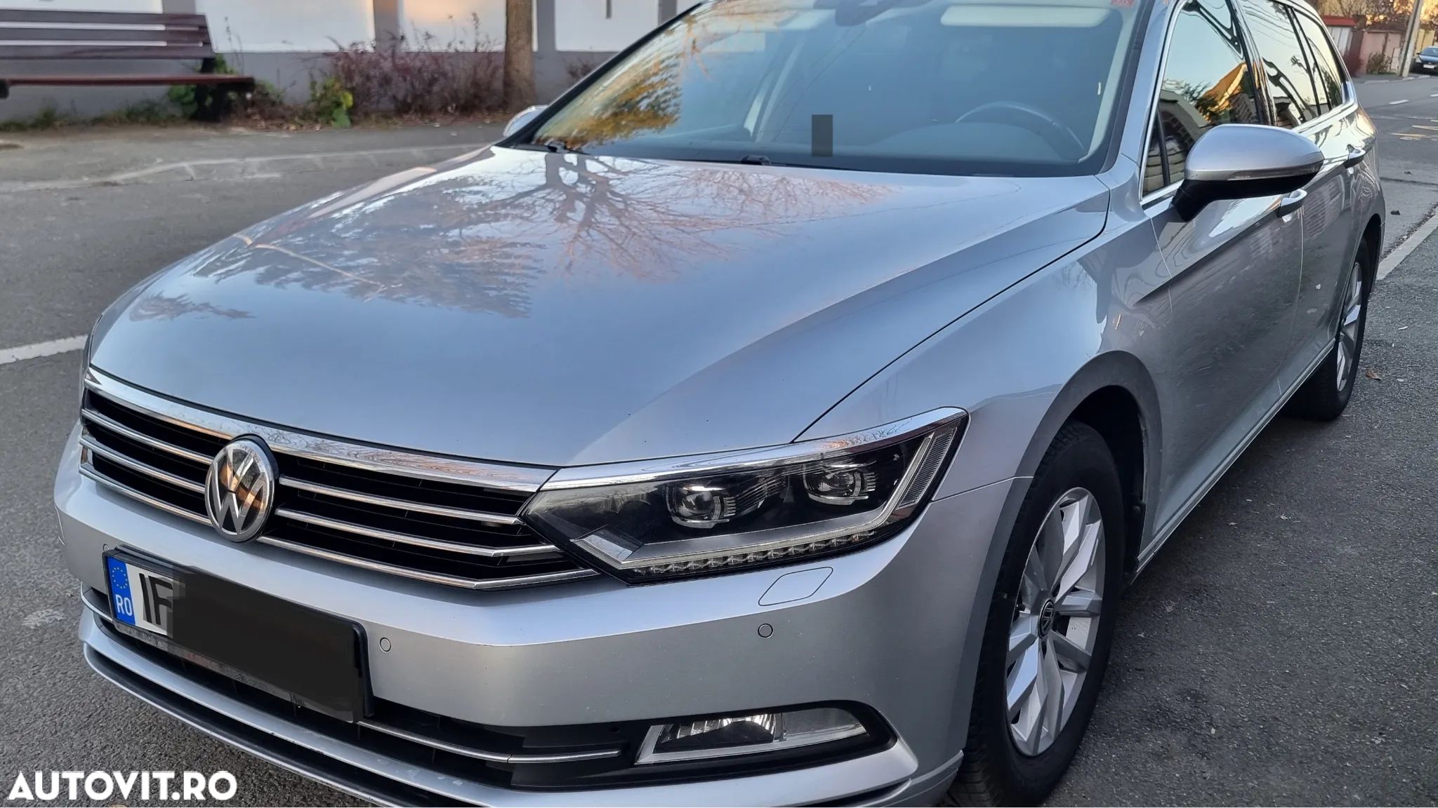 Volkswagen Passat Variant 2.0 TDI DSG (BlueMotion Technology) Comfortline - 1