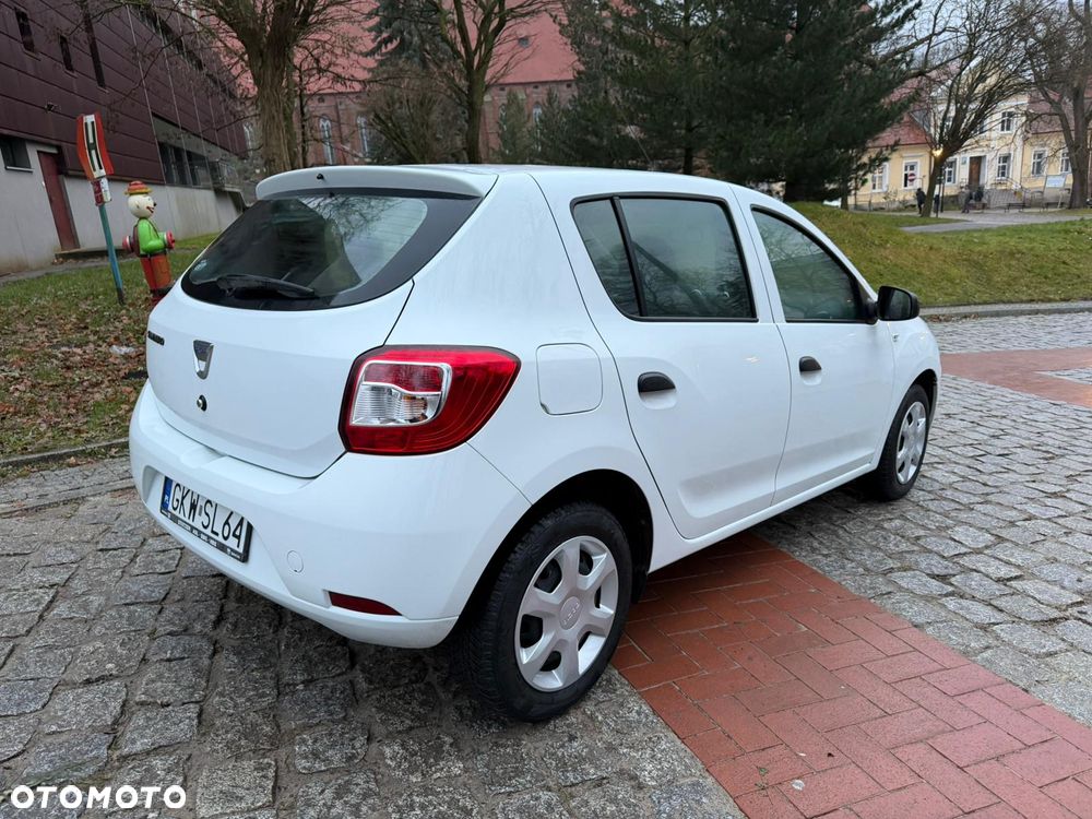 Dacia Sandero 1.2 16V 75 Laureate - 6