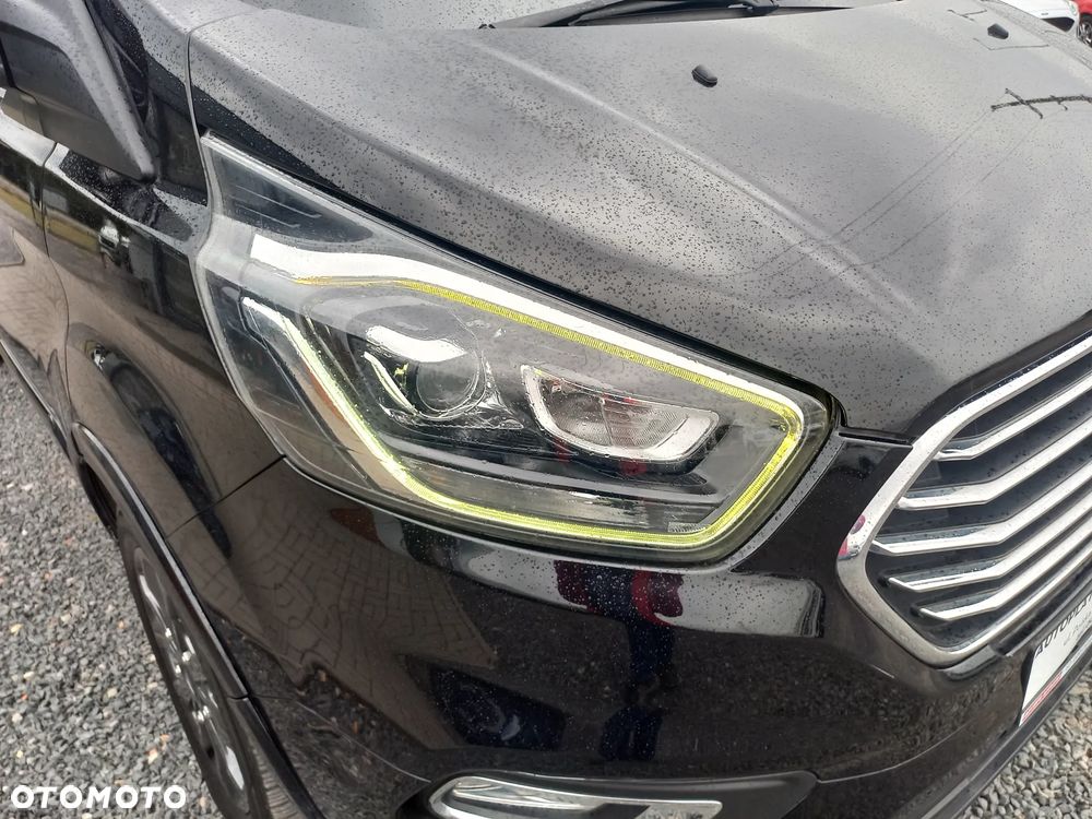 Ford Tourneo Custom - 23