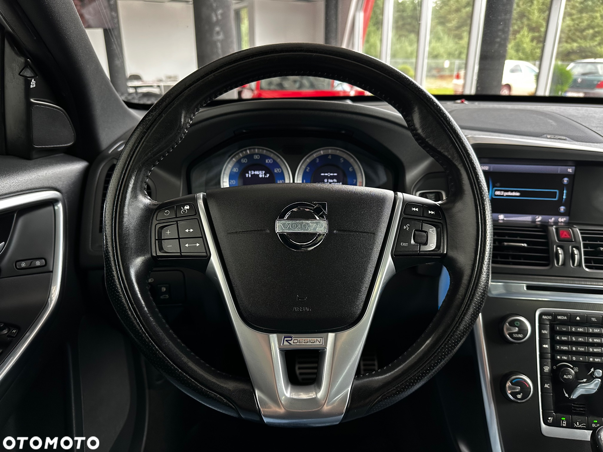 Volvo XC 60 T6 AWD R-Design - 35