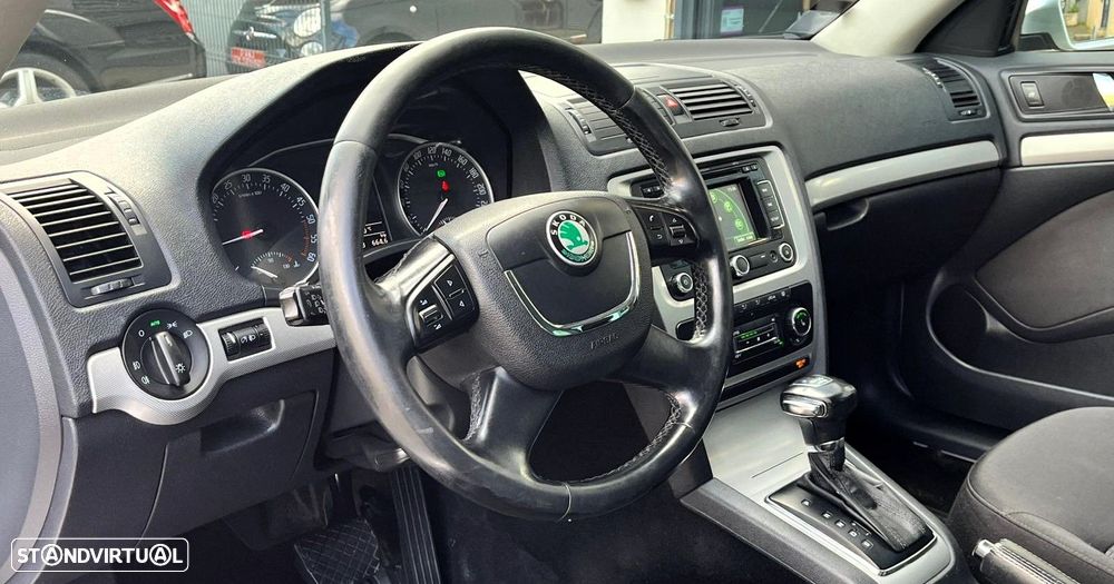 Skoda Octavia Break 2.0 TDI DPF 4x4 DSG Elegance - 40