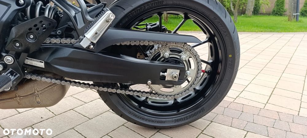 Yamaha MT - 33