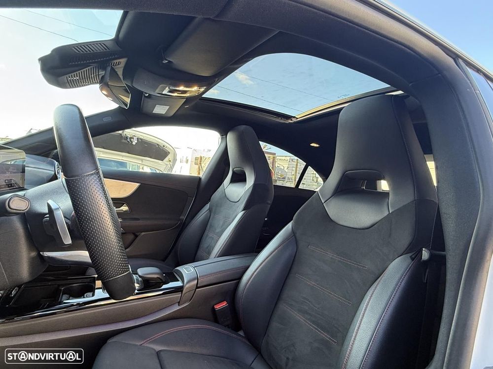 Mercedes-Benz CLA 250 e 8G-DCT AMG Line - 27