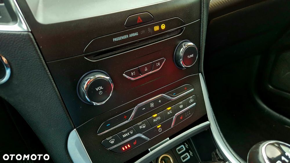 Ford S-Max 2.0 EcoBlue Titanium - 29
