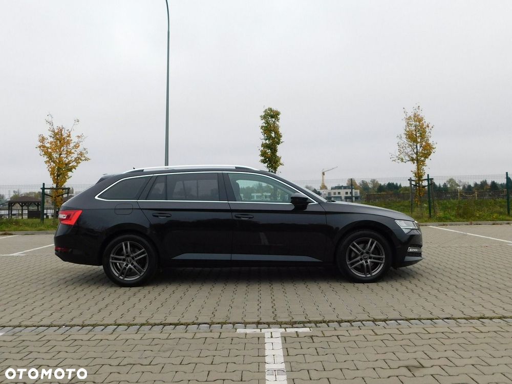 Skoda Superb 2.0 TDI Style DSG7 - 3