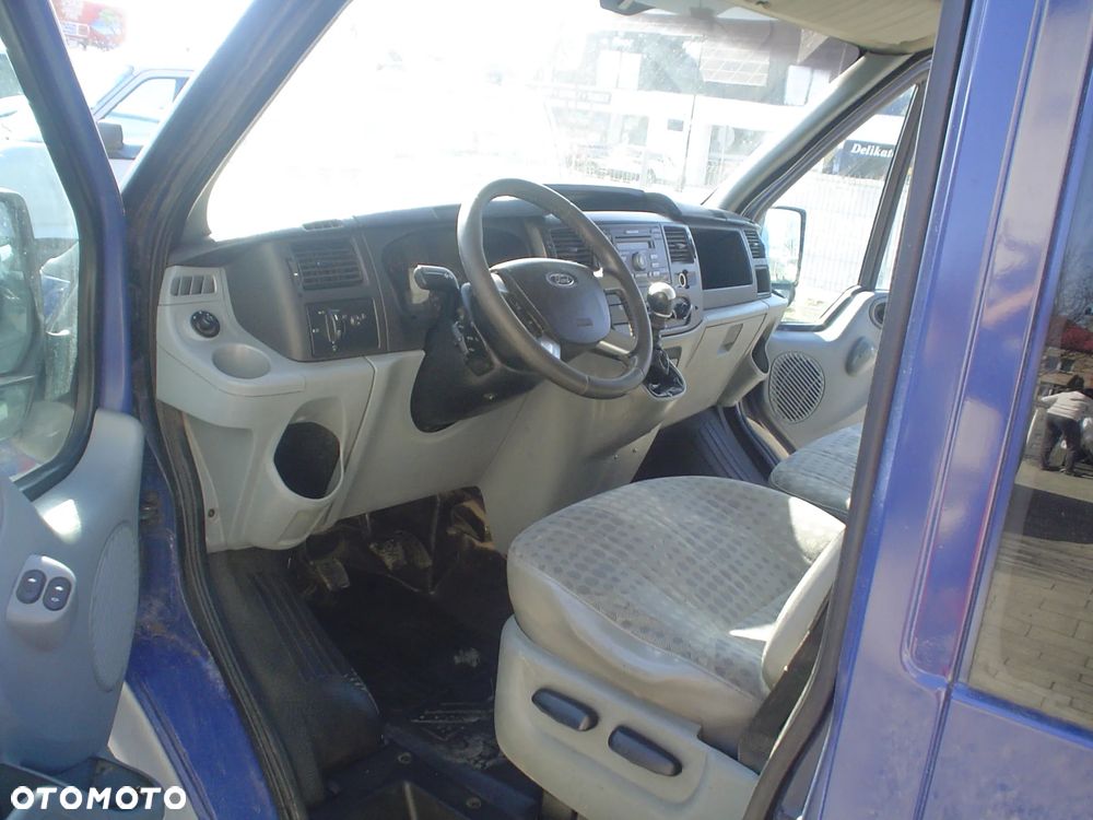 Ford TRANSIT - 13