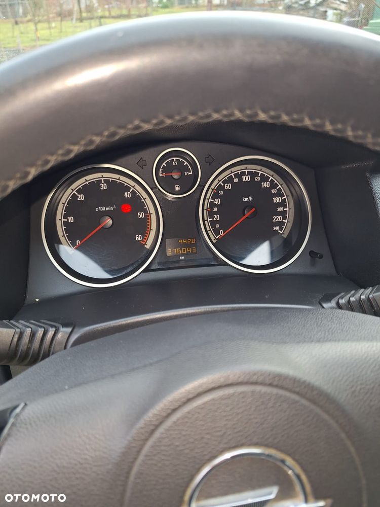 Opel Astra 1.7 CDTI - 10