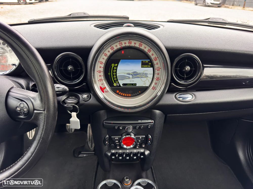 MINI 3 Portas Cooper SD - 38