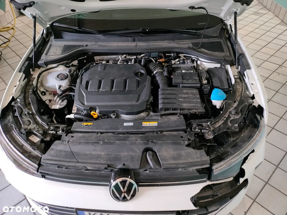 Volkswagen Passat - 22