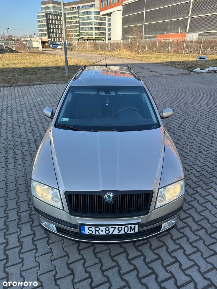 Skoda Octavia 1.6 FSI Elegance - 3